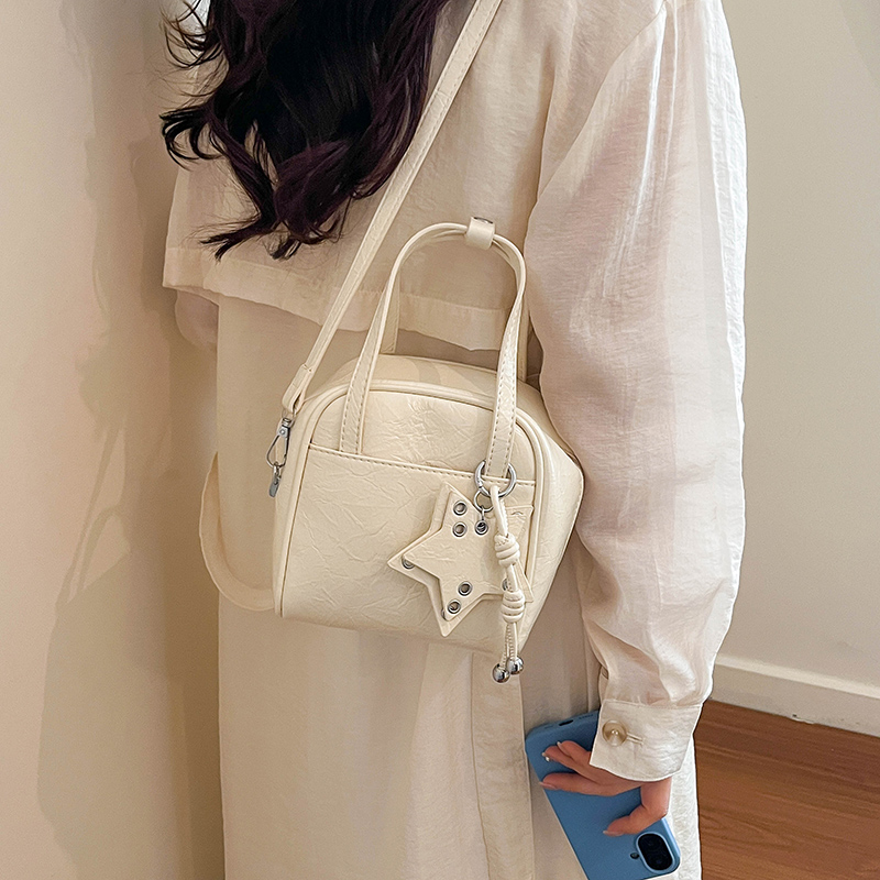 Women's Silver Mini Pu Leather – Street Fashion Trends 2026 recenzja i cena
